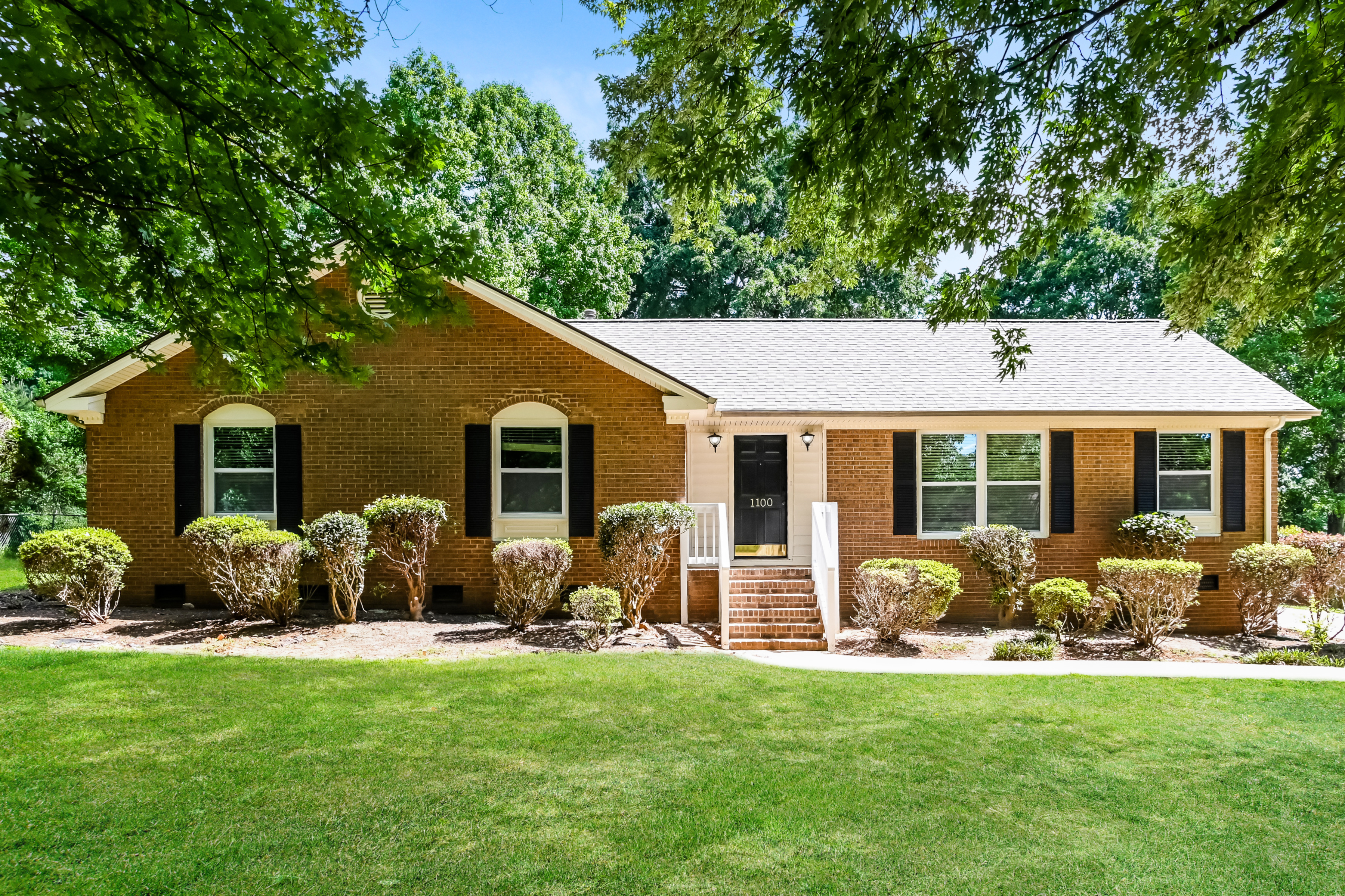 1100 Lightwood Drive Matthews, NC 28105